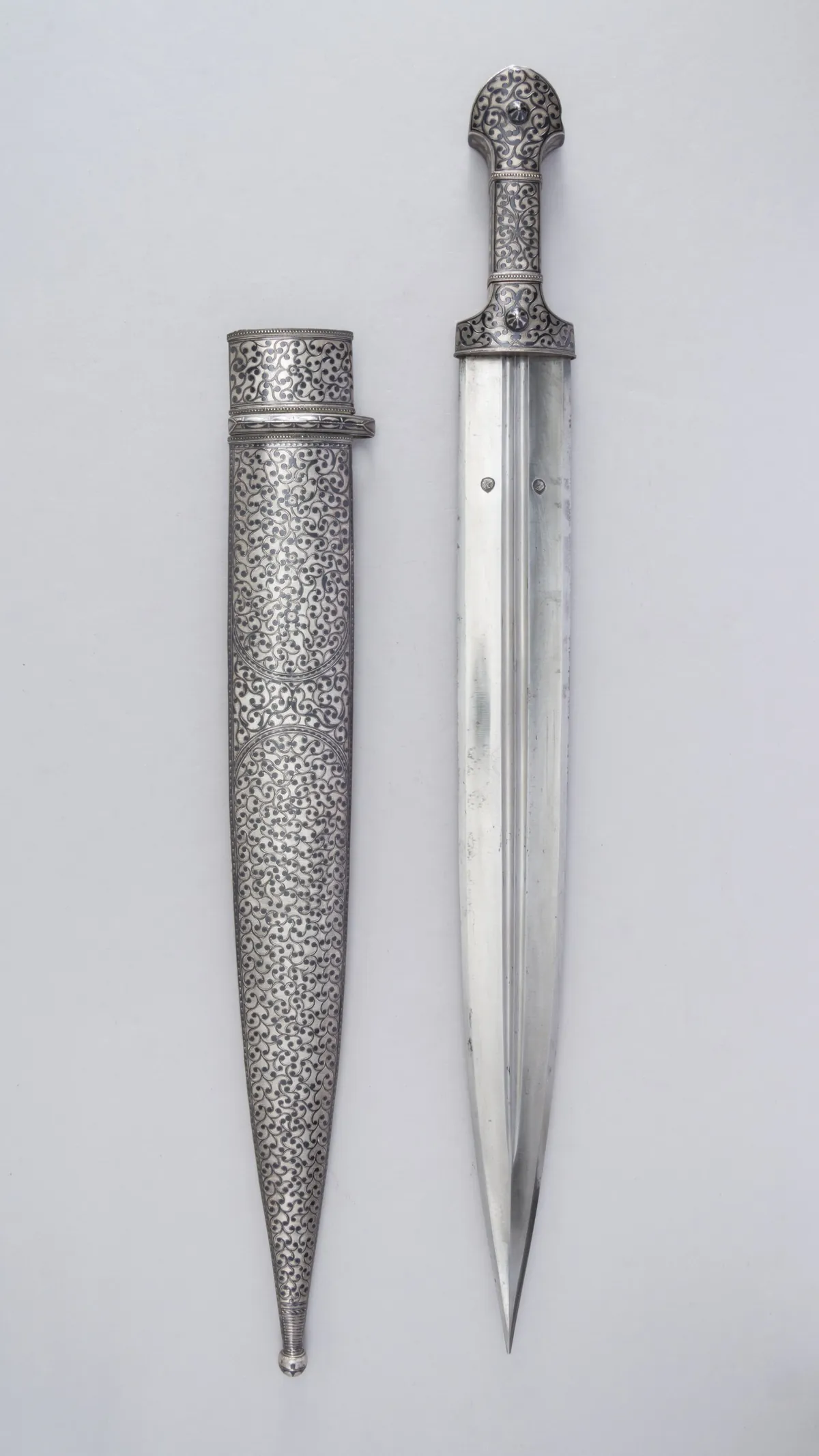 Qında xəncər, Qafqaz, təxminən 1840–50. The Met, CC0.